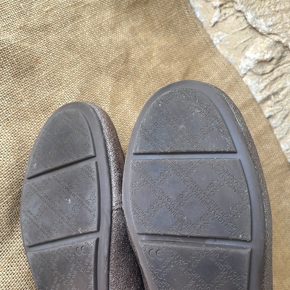 Vionic Women's Debbie Moccasin Flats Concealed Orthotic Arch Support Loafers - Picture 10 of 15